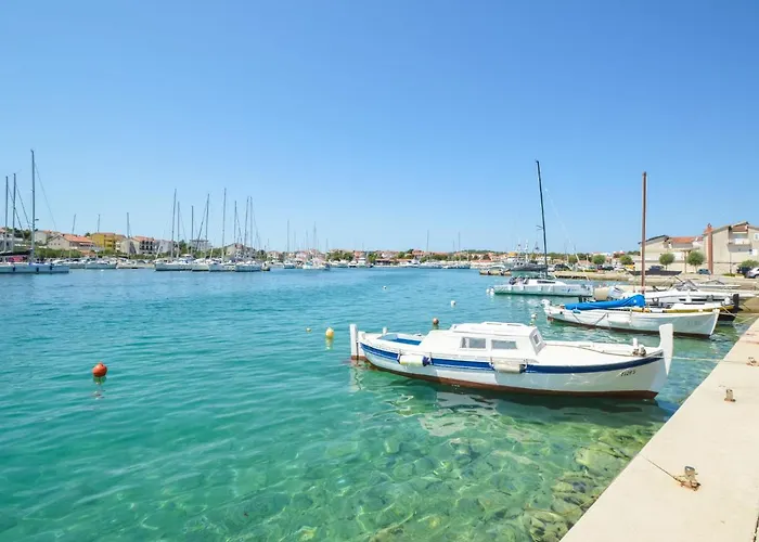 Apartment Anna-6 By Interhome